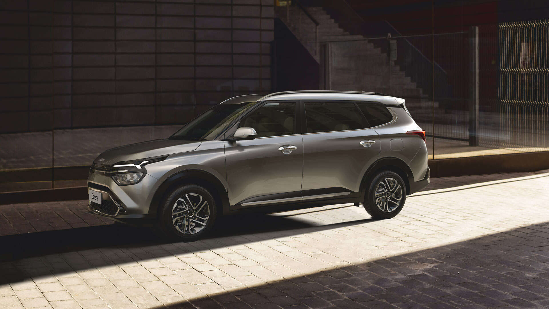 Carens Carens || Automotive kia
