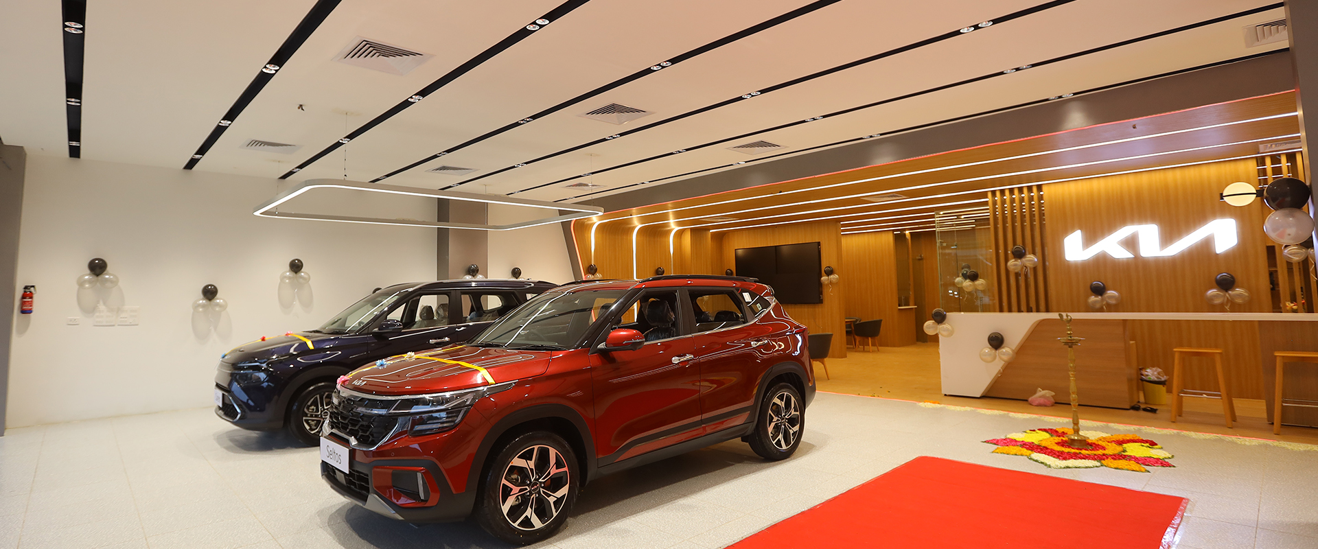 Automotive Kia Showroom